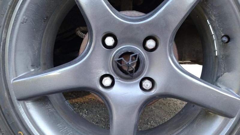Mitsubishi logo wheel center spike