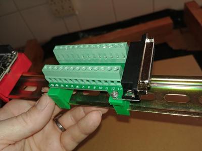 Parametric DIN Clips for Various Items