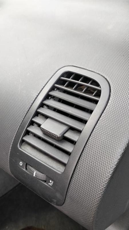 VW LUPO Air-vent Curtain