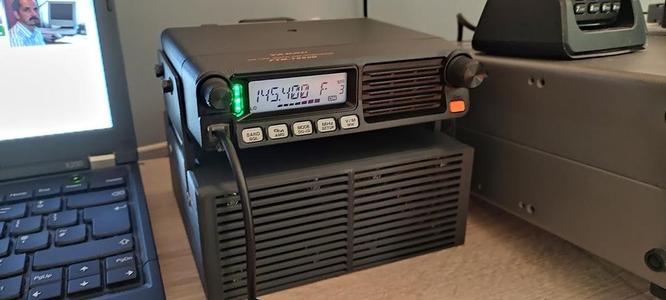 Radio speaker for your station