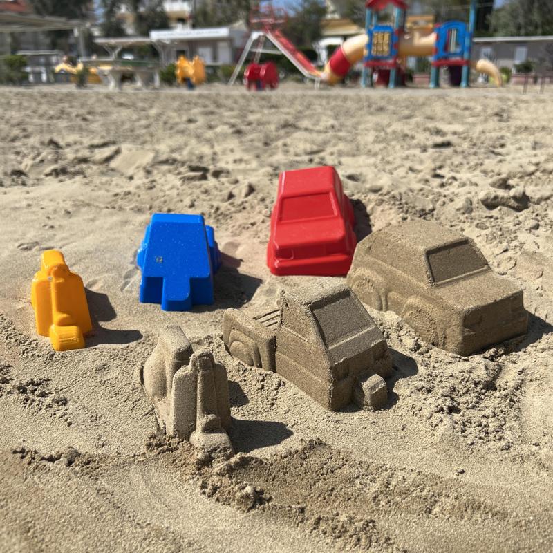 Italian trifecta sand molds (Panda - Ape - Vespa)