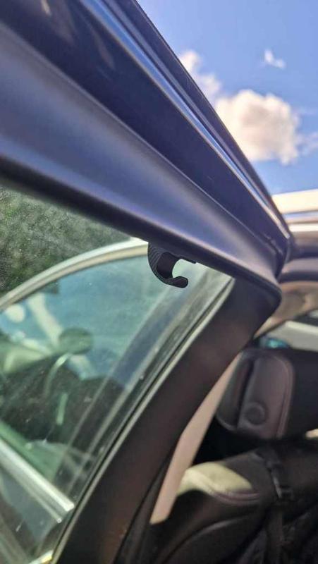 Crochet pare soleil laguna 3 break // sunshade hook laguna