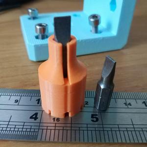 Small grip thumb screw for 6.2mm hex bits