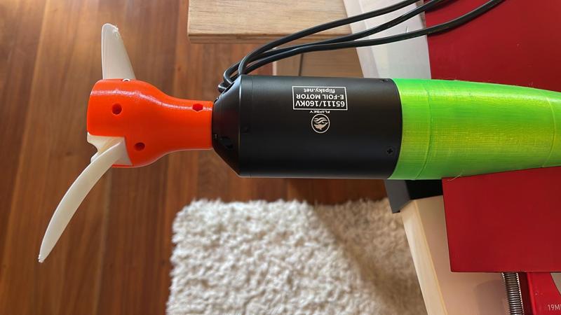 Foldable blade foil-assist for Flipsky 65111 motor