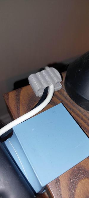 Desk Cable Clamp - ikea 28mm desk