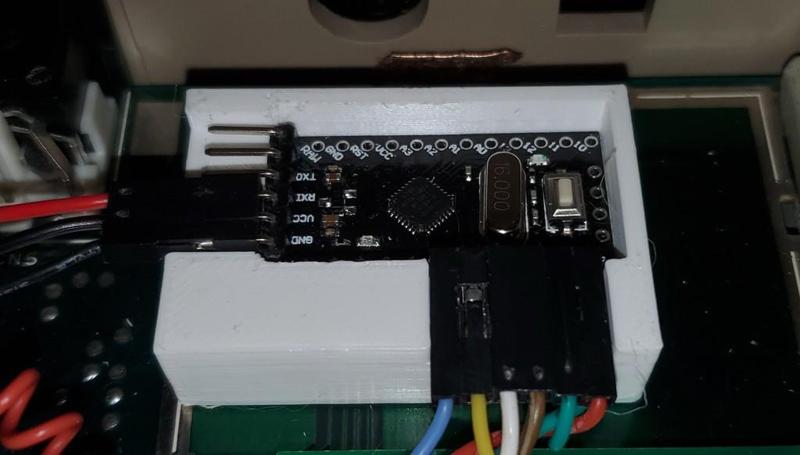 Arduino Pro Mini Box for C64 rom switcher