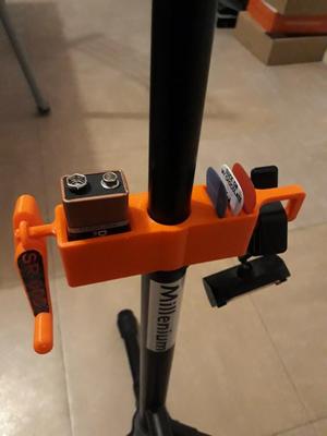 Millenium Guitar Stand
