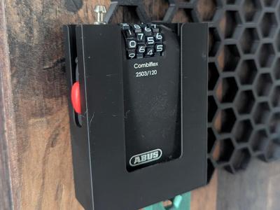 HSW Lock Holder