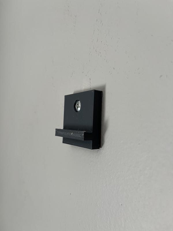 Picture hanger for slot-type hanging situations