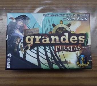 Tiny Epic Pirates insert