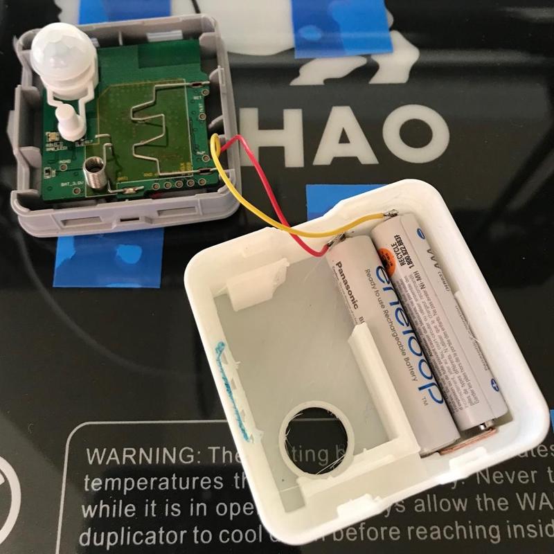 SmartThings Motion Sensor (rev 2.0) case for AAA batteries