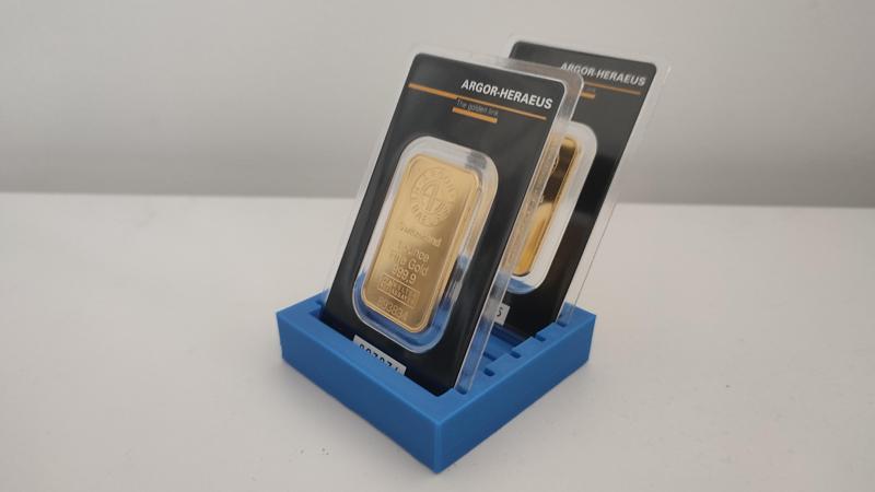 Gold bullion stacker