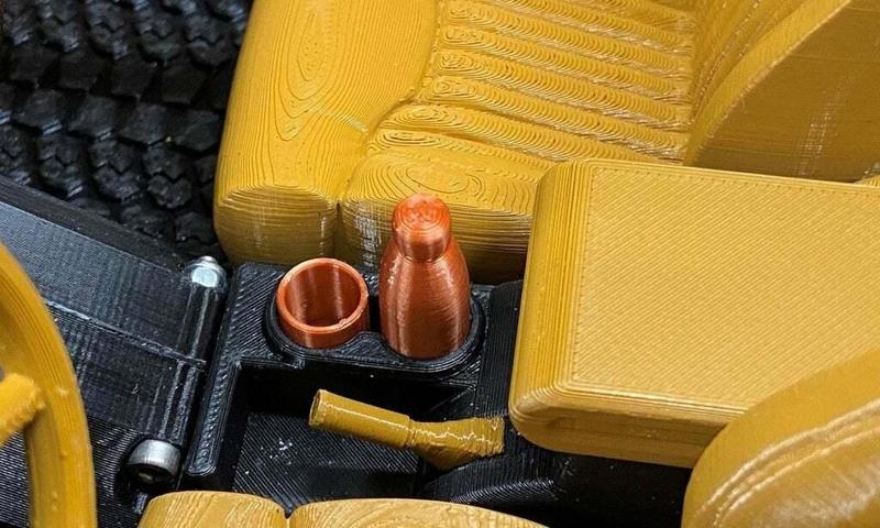 3dsets 1/8th scale water bottle and cup