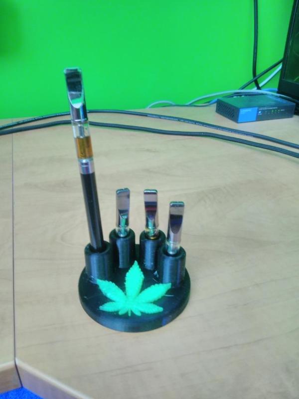 2 color, 4 slot vape pen stand (10mm diam hole)