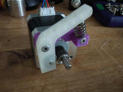 Minimalistic extruder for CTC prusa i3