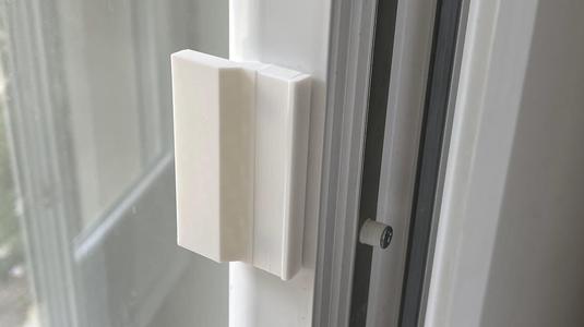 Poignée porte PVC / PVC door handle