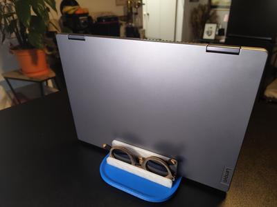 Vertical Laptop stand