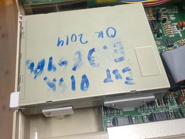 Chinon FZ-354 Amiga 500 Eject Button and Fittings