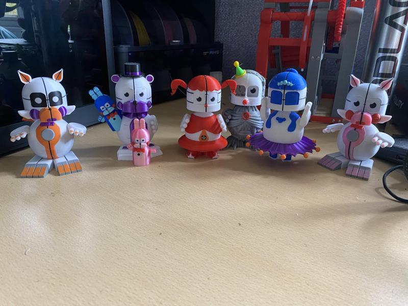 fnaf 3 inspired desk toy the Funtime animatronics