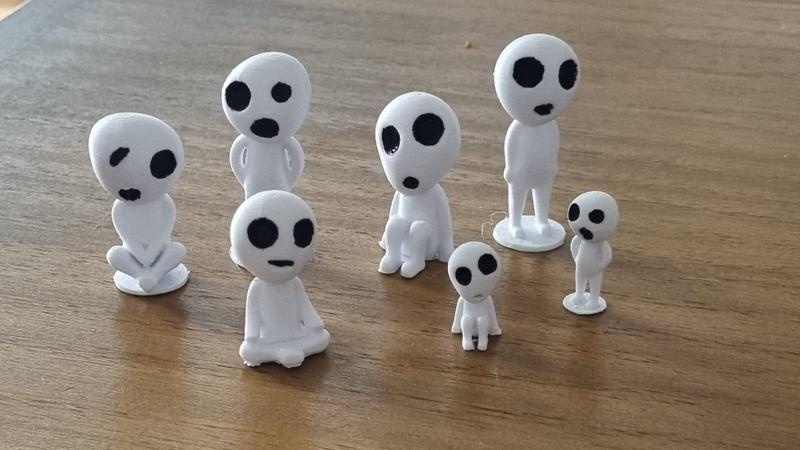 Kodamas x9 , princess mononoke, ghosts, 木霊 or 木魂, mononoke, Halloween