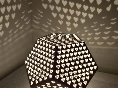 Heart-Shadow Dodecahedron Lantern Light