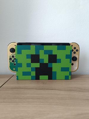 Decorative Dock Case for Nintendo Switch - Minecraft Creeper Design