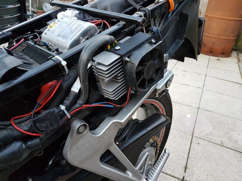 Honda VFR800 regulator rectifier fan holder