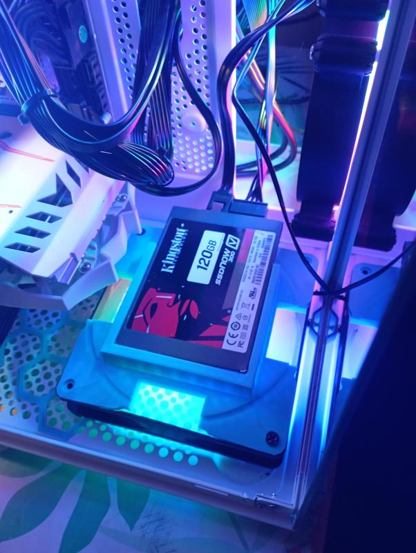 Adaptador ssd kingstone 120