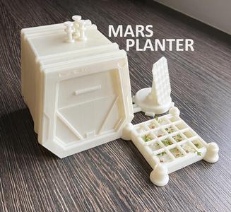 Mars Base Planter! 🌱