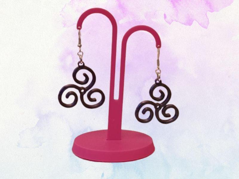 Trisquel Earrings