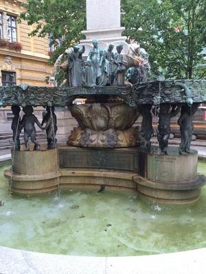 Karl-Borromäus-Brunnen