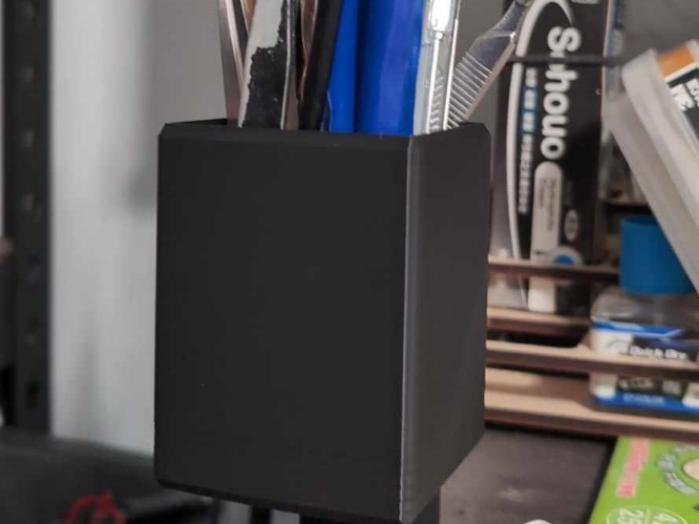 [Angle Steel] Pen Holder