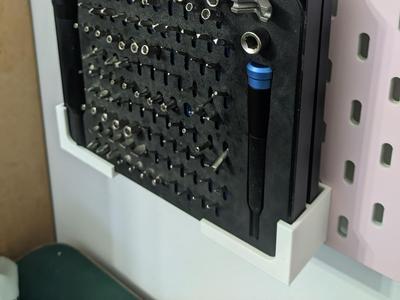 Ikea Skadis iFixit Manta mount - open with lid