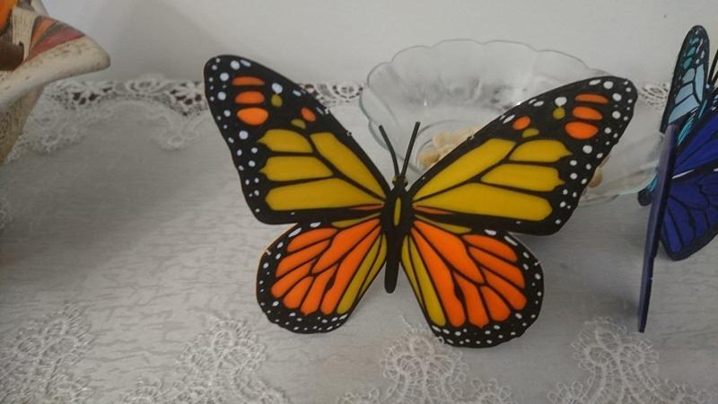 Monarch butterfly (repaired)