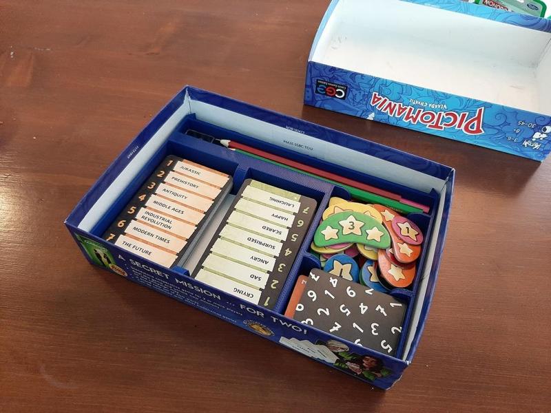 Pictomania (NEW VERSION) Insert and card holder