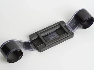 Film negative holder for digitizing 35mm