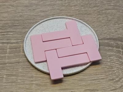 IQ Puzzle - Place the T's in the circle