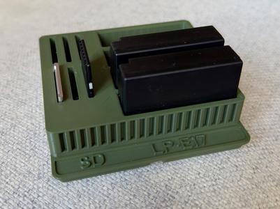 LP-E17 Battery, SD-Card Holder (Gridfinity, Canon)