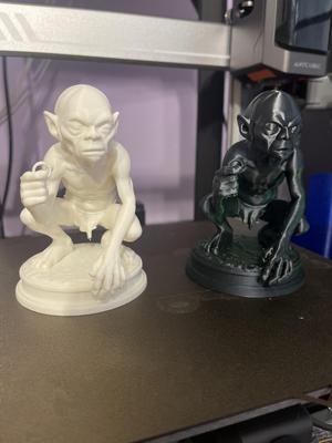 Gollum Figurine – Twisted by the One Ring