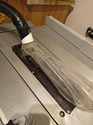 Einhell Tischkreissäge TE-CC 250 UF Absaugadapter oben