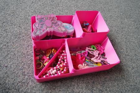 Jewelry box