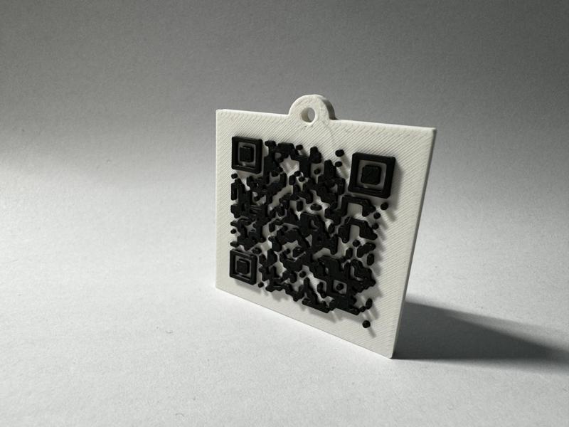 Rick Roll QR code keychain no ADS