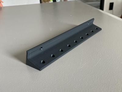 Screwdriver holder wall fixed