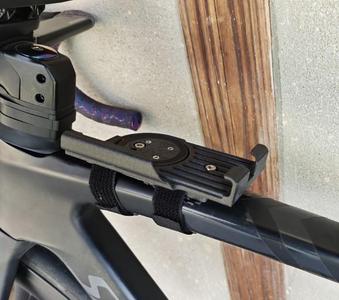 Phone holder on Bike Top Tube with magsafe ring