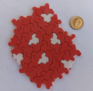 Reduced size aperiodic monotile or "einstein" (requires glue)