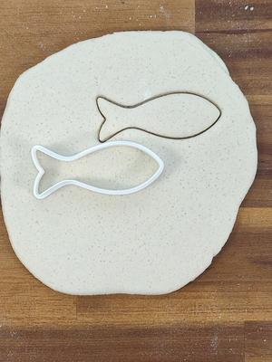 Fish cookie cutter