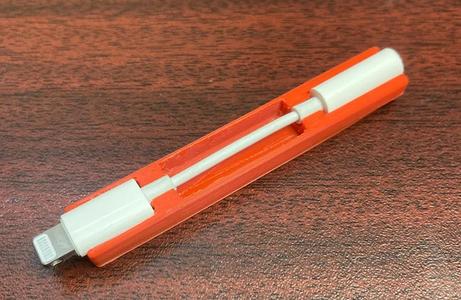 Lightning to 3.5mm Audio Dongle Holder 
