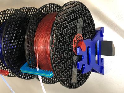 Axle and Mount for Integrated Auto-Rewind Spool Holder to use on RepWinder Stand