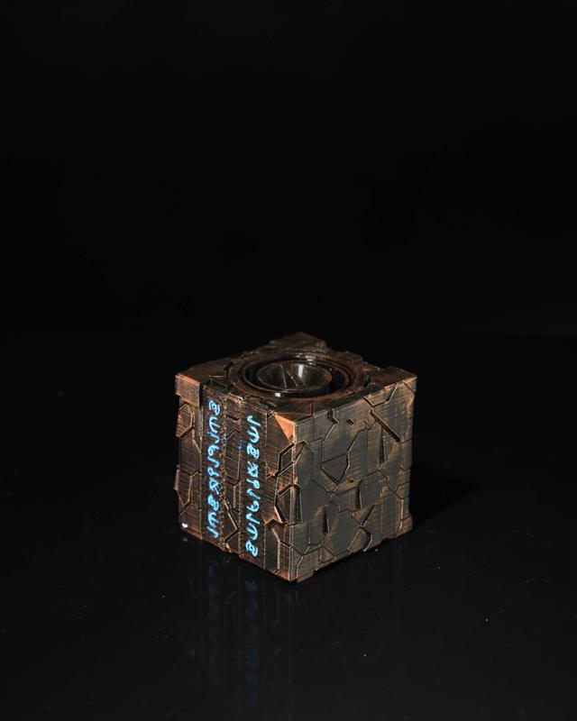 Alien Artifact Puzzle