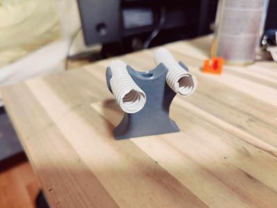 Conduit holder